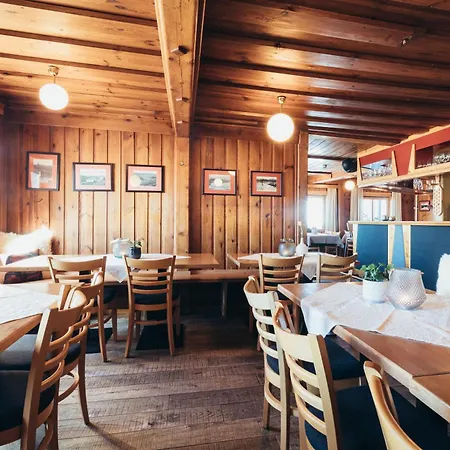 Hotel Alpinhotel Pacheiner Treffen