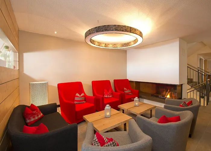 Alpinhotel Pacheiner Hotel Treffen am Ossiacher See