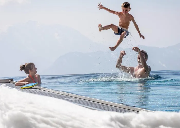 Alpinhotel Pacheiner 4* Treffen am Ossiacher See