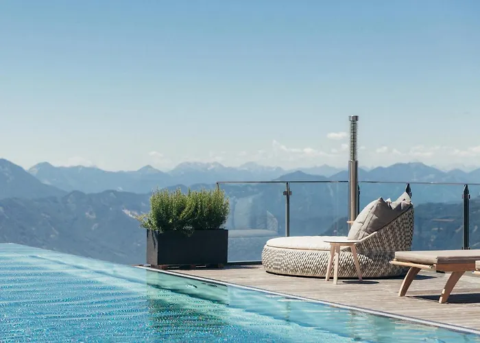 Alpinhotel Pacheiner Hotel